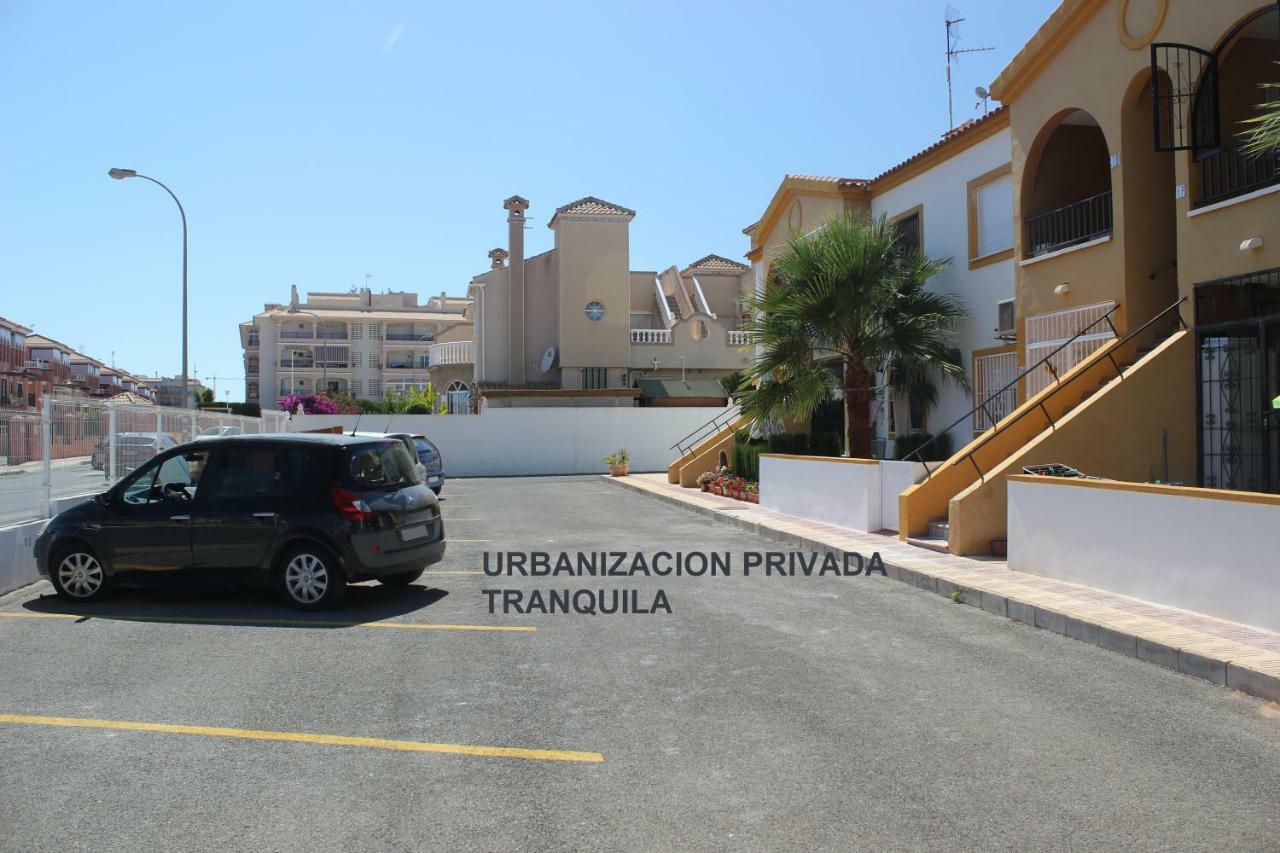 Вилла Bungalow Zenia Boulevar Вильямартин Экстерьер фото